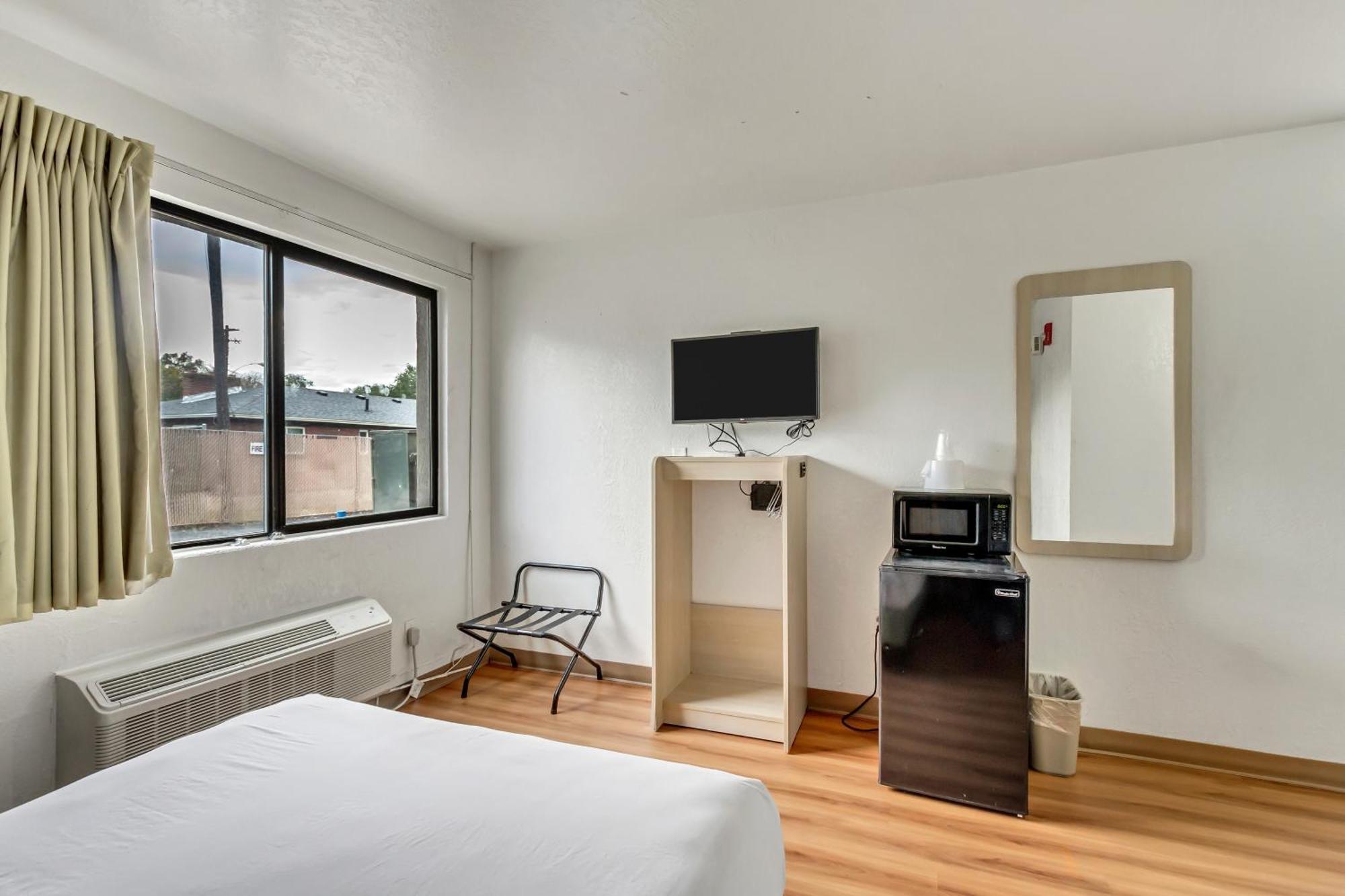 Motel 6 Ogden, Ut- Downtown المظهر الخارجي الصورة