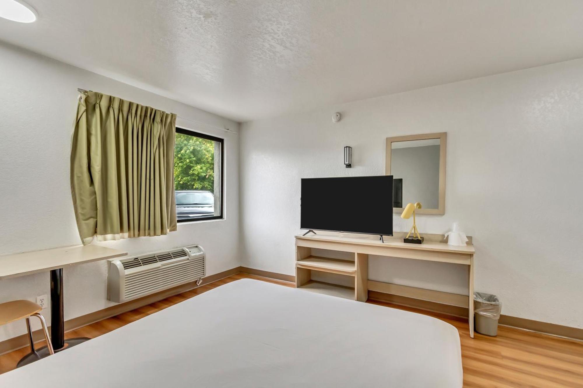 Motel 6 Ogden, Ut- Downtown المظهر الخارجي الصورة
