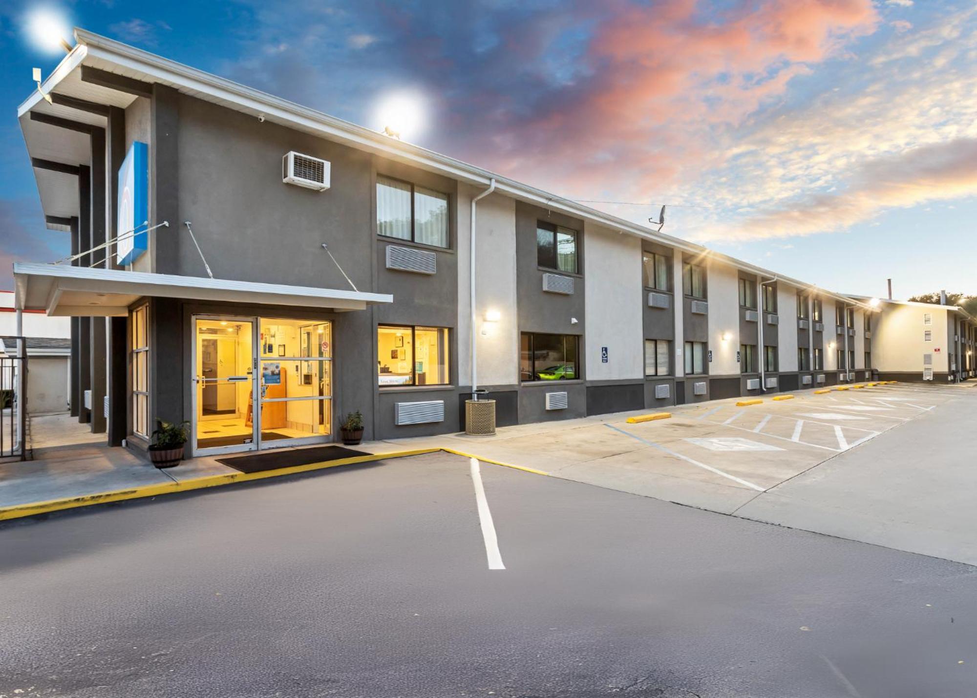Motel 6 Ogden, Ut- Downtown المظهر الخارجي الصورة